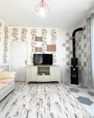Appartamento di 100 m² con 3 locali a Caprese Mich