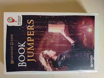 Book jumpers - bestseller dal mondo