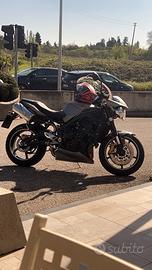 Triumph street triple R