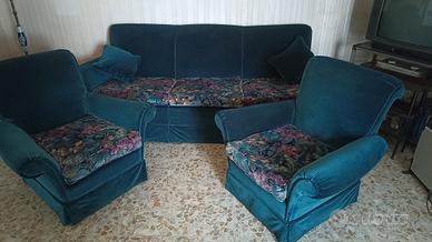 Divano letto e 2 poltrone in velluto 