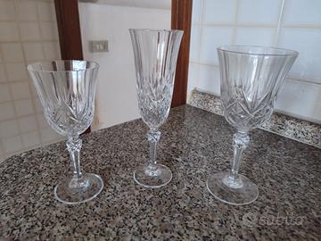 bicchieri da vino e spumante