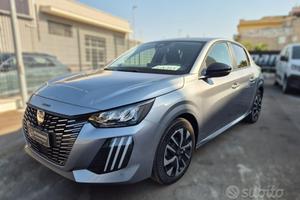 Peugeot 208 1.2 100CV Business Km0