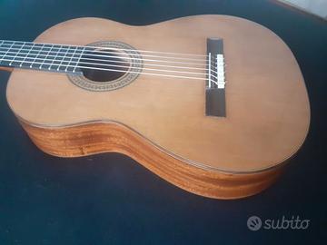 chitarra classica di liuteria W. Rosso Come nuova!