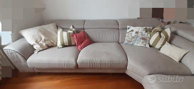 Divano Poltrone Sofà.  6 posti.  €499 trattabili.