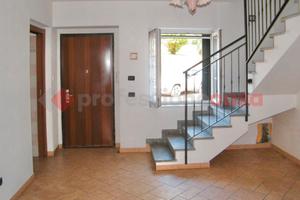 Casa Indipendente Varallo Pombia [514VRG]