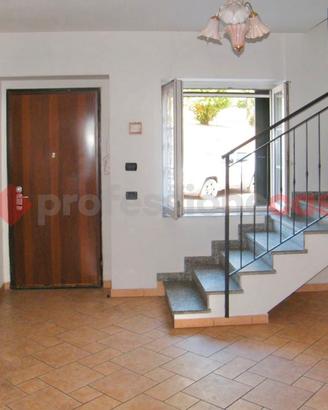 Casa Indipendente Varallo Pombia [514VRG]