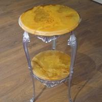 Tavolino porta foto/ oggetti 