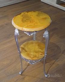 Tavolino porta foto/ oggetti 