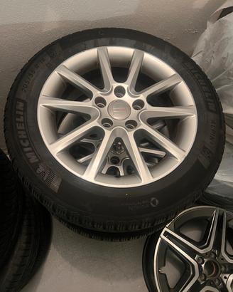 Cerchi seat 16 in lega con gomme neve 205 55 16