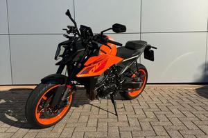 KTM 990 Duke