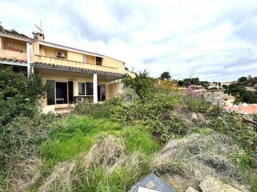VILLA A SCHIERA A MURAVERA
