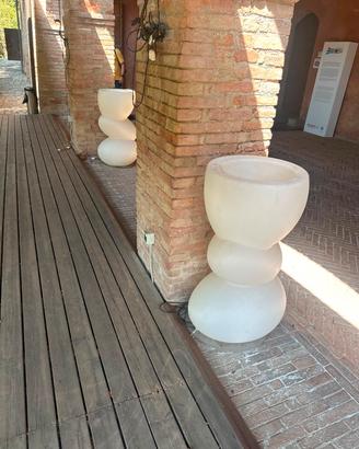 Vaso luminoso da esterno a spirale di plastica 