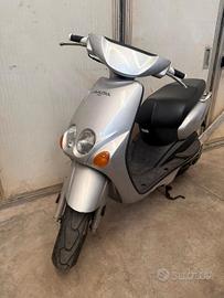 MOTORINO/SCOOTER - YAMAHA NEO'S