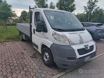 PEUGEOT Boxer, cassone aperto, 254.000 km 