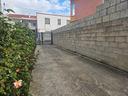 -s-casa-indipendente-con-giardino-e-posto-auto