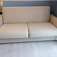 Divano letto matrimoniale