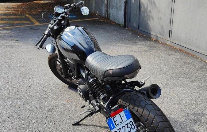 Ducati Scambler 400 Sixty 2 Custom Cafèracer