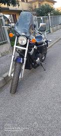 HONDA VT750