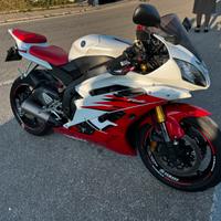 Yamaha R6