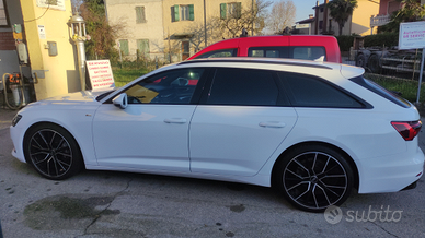 Audi A6 Avant 40 2.0 tdi S Tronic business sport