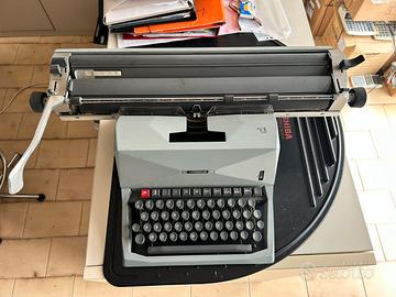Macchina per scrivere OLIVETTI LEXIKON 80