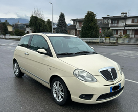 LANCIA YPSILON 1.2 Neopatentati