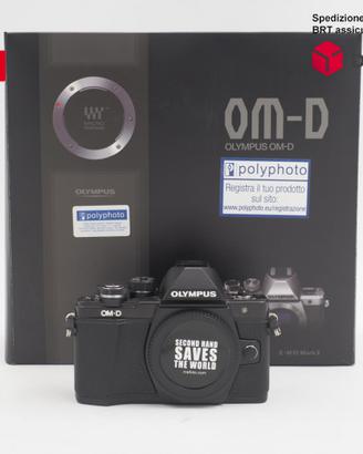 Olympus OM-D E-M10 II