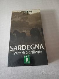 Vhs Sardegna terra di sortilegio 