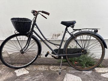 Bicicletta con freni a bacchetta