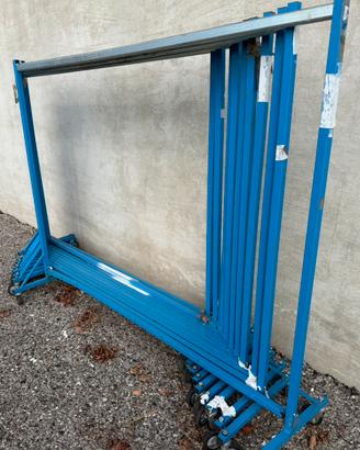 Stendini professionali con ruote