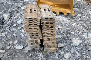 pattini/suole per escavatore Hidromek 230
