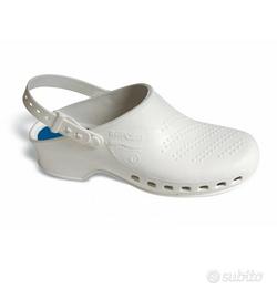 Zoccoli sanitari (REPOSA) regolabile