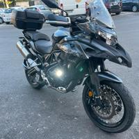 Benelli TRK 502X