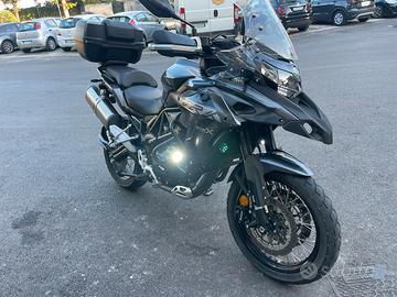 Benelli TRK 502X