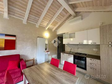 VILLA SINGOLA A FINALE LIGURE