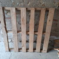 3 bancali in legno