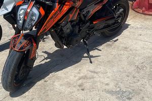 Ktm duke 790