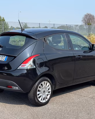 Lancia Ypsilon 1.2 69 CV UNICO PROPRIETARIO