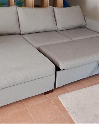 Divano con chaise longue 