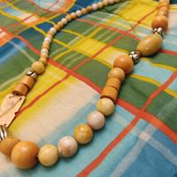 Collana etnica nuova dell' Africa 