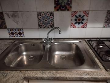 Lavello in acciaio