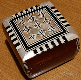 Scatolina x gioielli legno intarsiato MADREPERLA