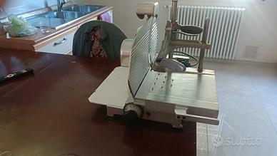 Affettatrice aurel ben conservata