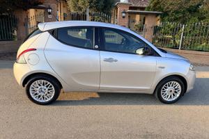 Ypsilon 1.2 gold ecochic GPL 69cv