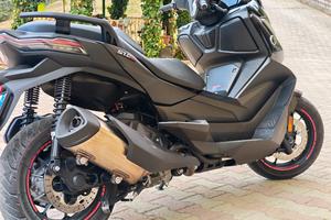 voge sr 400
