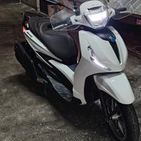 Piaggio Beverly 400