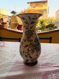 Vaso in porcellana della Bavaria
