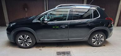 Peugeot 2008 - 1.2 Benzina