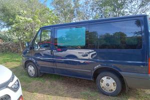 Ford Transit 9 posti