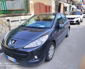 Peugeot 207+ 1.4 a GPL (casa) e benzina